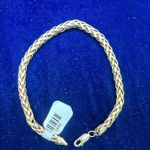 Elegant Mans Gold Braided Chain Bracelet